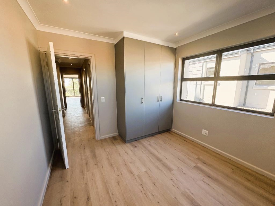3 Bedroom Property for Sale in Plettenberg Bay Central Western Cape